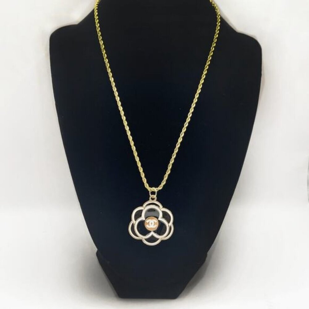 CHANEL CC Charm Pendant Camellia Black on Necklace Gold Plated Chain - Picture 2 of 10